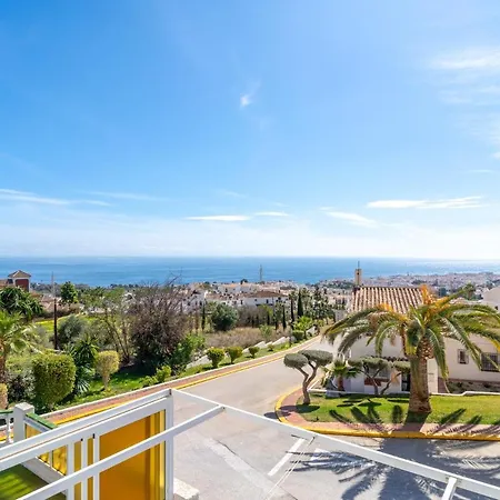 Kenny Private Pool Casasol *