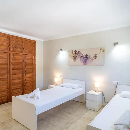 Kenny Private Pool Casasol Villa *