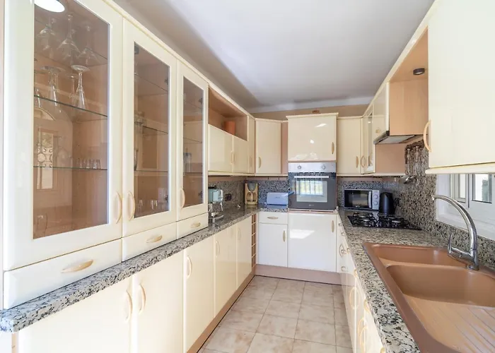 Вілла Kenny Private Pool Casasol