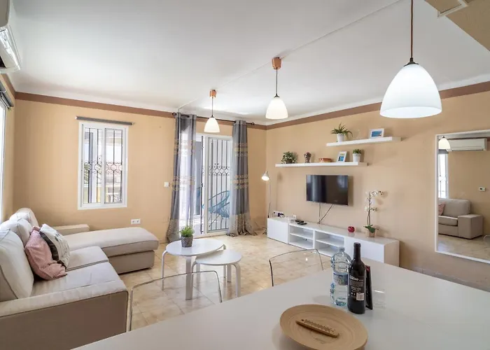 Kenny Private Pool Casasol