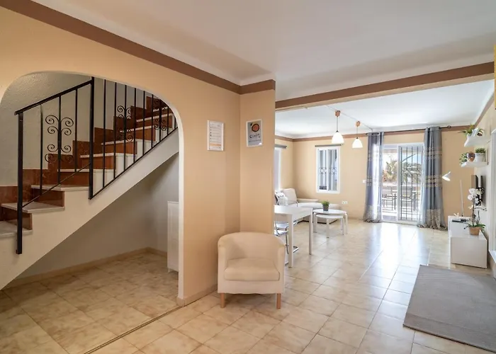 Kenny Private Pool Casasol