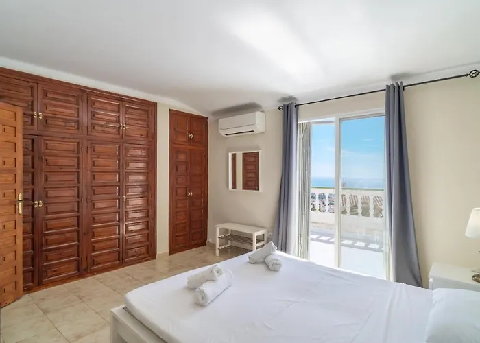 Kenny Private Pool Casasol Villa *